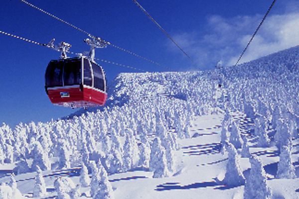 【日本】東北藏王樹冰6日.雪上活動.絕美銀山溫泉.大內宿.偕樂園. 會津若松.米澤牛.草莓採摘樂.溫泉饗宴(中華航空)
