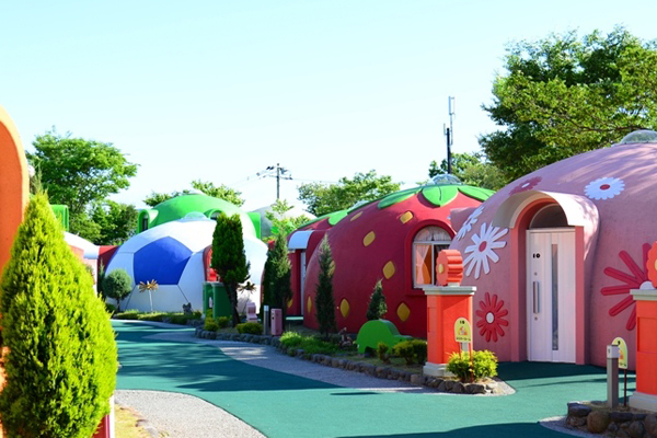 【日本】趣玩南紀雙溫泉5日入住超夢幻饅頭屋.包場鮪魚秀.和牛燒肉吃到飽酒水暢飲.和歌山電鐵.熊野大社.那智瀑布.伊勢神宮.三段壁