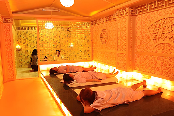 【韓國-高雄出發】冬季即時行樂首爾滑雪趣5日~超人氣滑雪.雲端仙境汗蒸.韓服遊景福宮.保證入住兩晚首爾市區飯店