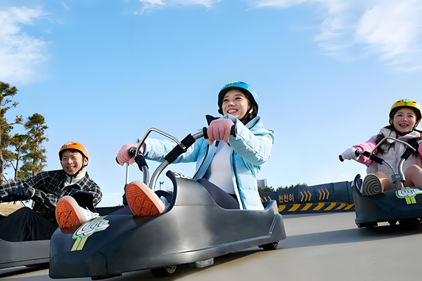 【韓國】樂遊釜山滑雪趣５日~伊甸園滑雪場.正宗韓式汗蒸幕.斜坡滑車.松島海上纜車.甘川洞文化村.韓國文青景點.西面