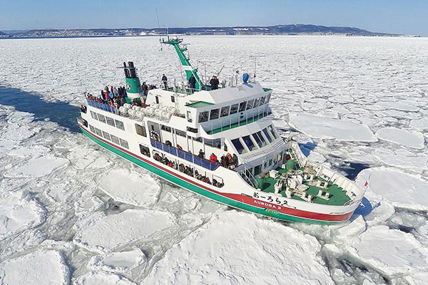 金馬迎春北海道破冰船三溫泉5日