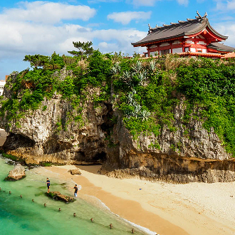 【限量16900起】饗宴沖繩4日~北谷美國浪漫小鎮.小希臘瀨長島.永旺夢樂城.蒸氣海鮮套餐