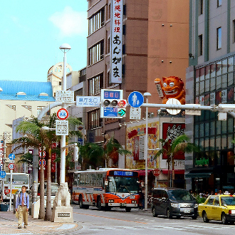 沖繩自由行4日~3晚連泊那霸市區飯店(送網卡一張)