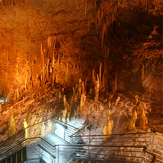 愛戀沖繩5日-住宿一晚海邊.萬座毛天空蔚藍海景觀.美之海水族館.玉泉洞4日(全程無自理餐)
