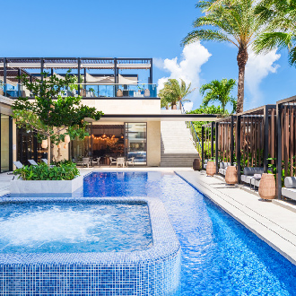 奢華南國石垣島七星級度假之旅4日.三星川平灣.展望台.民俗村.陽光海灘.石垣牛燒肉(10人成行)