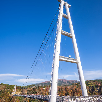 歐風星宇九州雙鐵道5日~童話湯布院.九重夢大吊橋.高千穗神話之鄉.南阿蘇鐵道.萌熊電車.水前寺.別府溫泉.燒肉吃到飽
