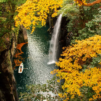 九州賞楓雙溫泉5日.九十九島遊船.稻佐山纜車.熊本渡輪.萌熊電車.御船山樂園.高千穗峡.水前寺