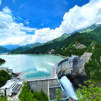 第二人折兩千北陸立山黑部雙溫泉6日.牧歌之里小火車.童話白川鄉合掌村.金澤兼六園.採果樂.神之秘境上高地.(中華)
