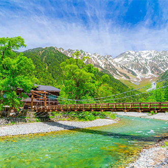 浪漫紫藤立山黑部5日.彩燈名花之里.季節採果樂.白川鄉合掌村.米其林高山小京都.嵐山.兼六園.雪之大谷