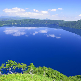 絕美北海道道東秘境6日.層雲峽.流冰天使.雪之妖精.丹頂鶴.北見狐狸村.阿寒愛奴.青池秘境.三溫泉