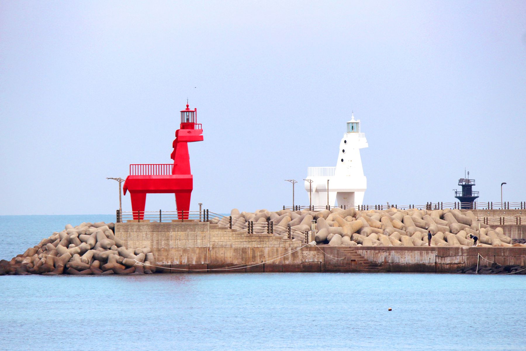 夏濟限定５日(彩妝1站)~鮑魚海鮮鍋+黑豬肉吃到飽.韓劇苦盡柑來遇見你拍攝地.蓮洞商圈.最大庭園星巴克.城邑民俗村