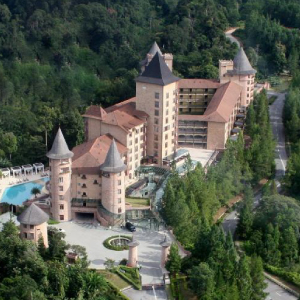 不一樣的馬來西亞~法國村溫泉城堡5天